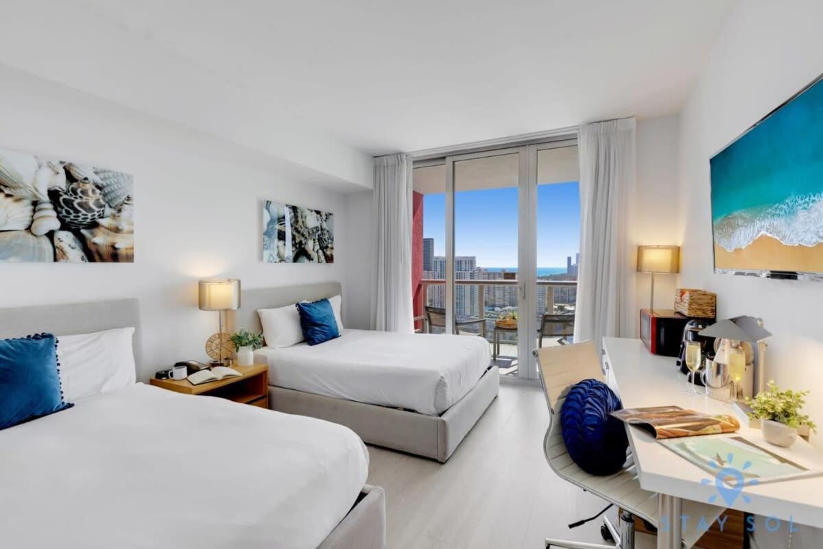 Amenities Balcony W Stunning Views-Beachfront Hallandale Beach Exterior photo