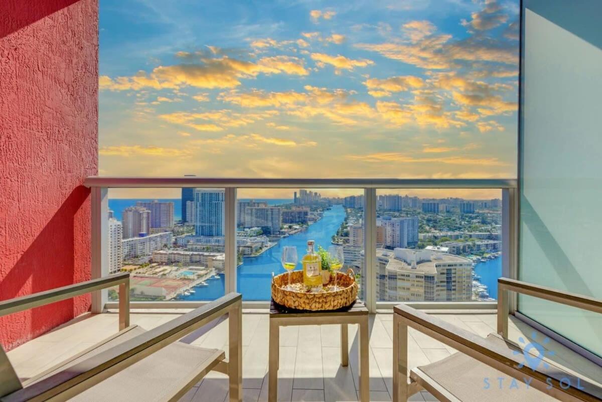 Amenities Balcony W Stunning Views-Beachfront Hallandale Beach Exterior photo
