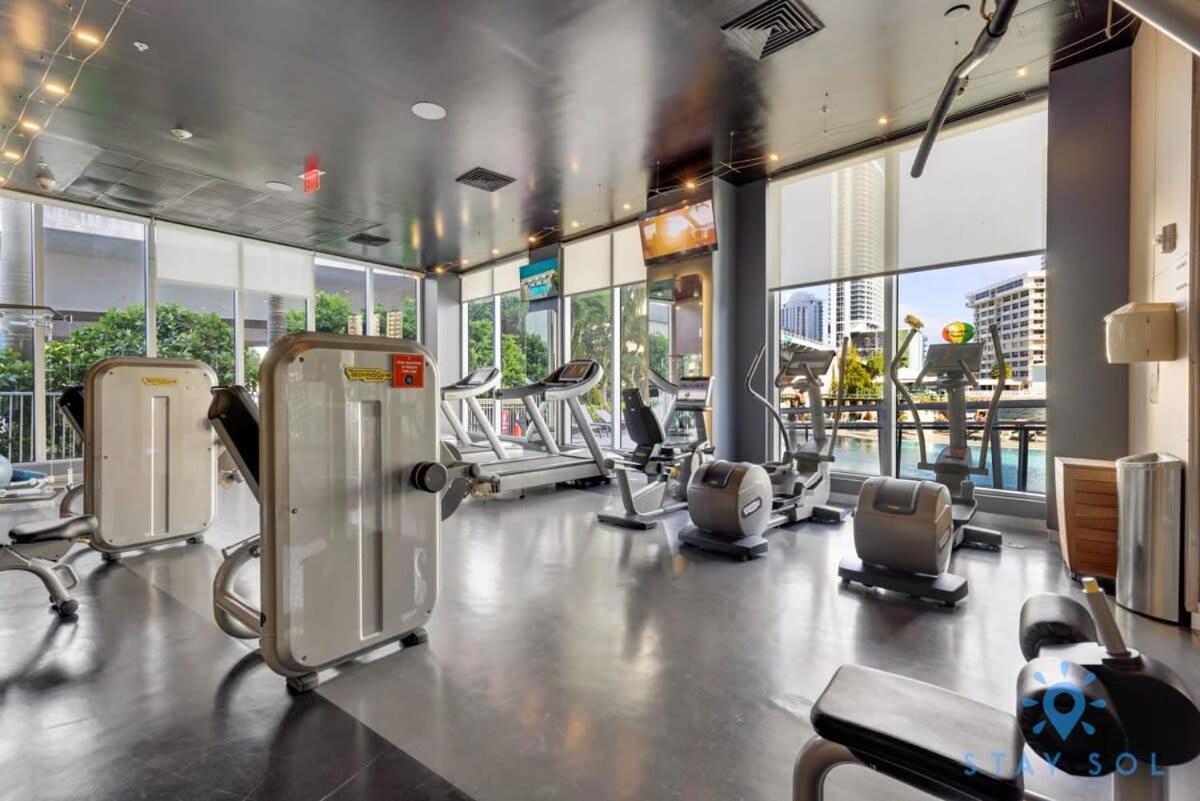 Amenities Balcony W Stunning Views-Beachfront Hallandale Beach Exterior photo