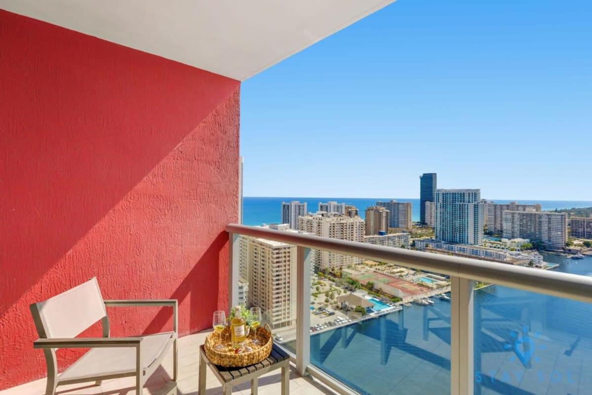 Amenities Balcony W Stunning Views-Beachfront Hallandale Beach Exterior photo