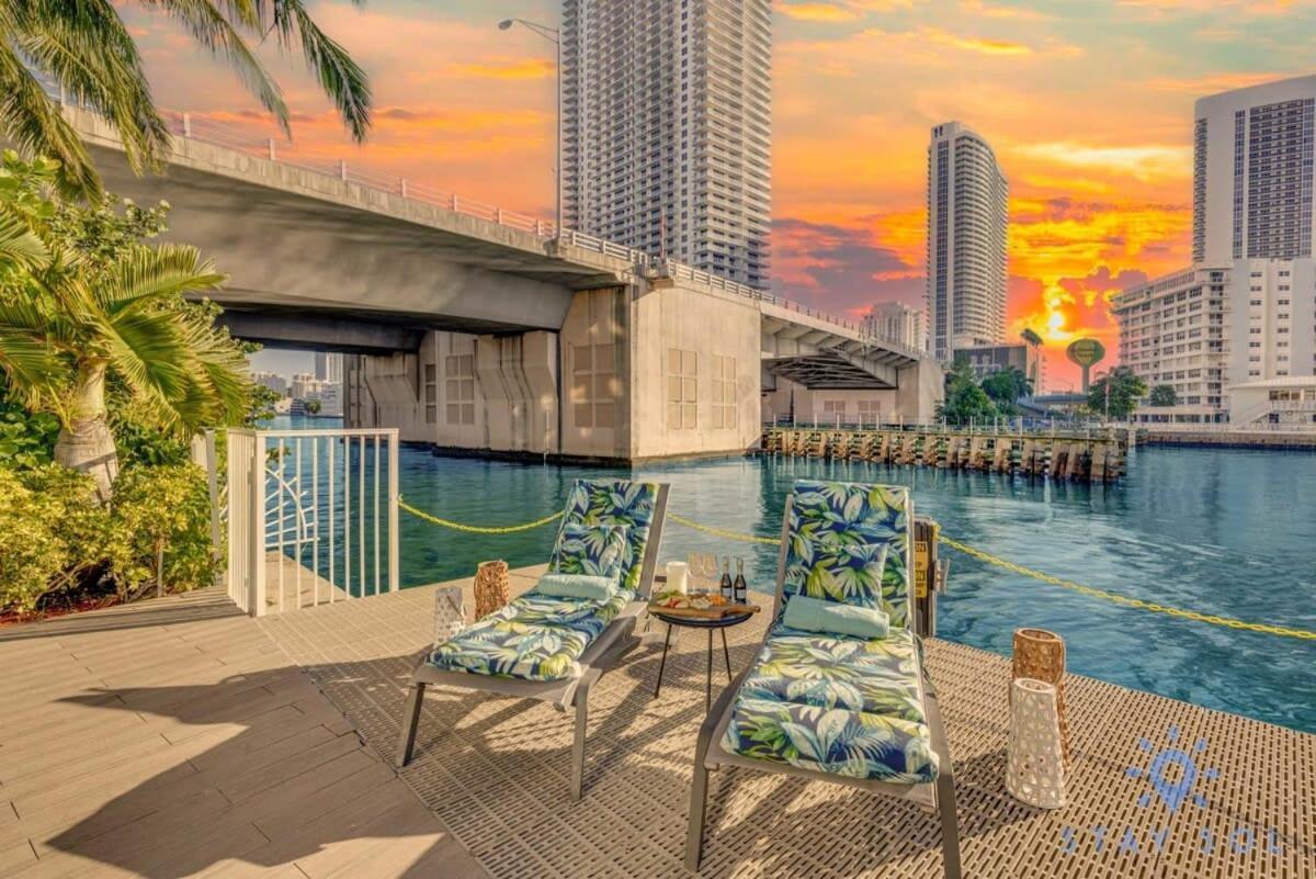 Amenities Balcony W Stunning Views-Beachfront Hallandale Beach Exterior photo